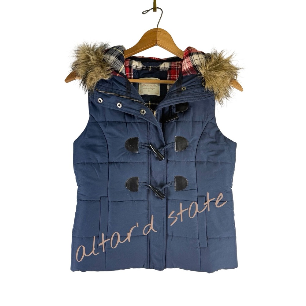 Altar'd State Navy Puffer Vest Women's M Plaid Lined Faux Fur‎ Hood Quilted